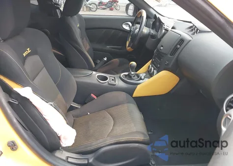 2018 Nissan 370Z z USA, uszkodzony, nr VIN JN1AZ4EH0JM571596